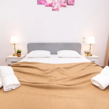 Apartamento Walter's Corner Old Town *